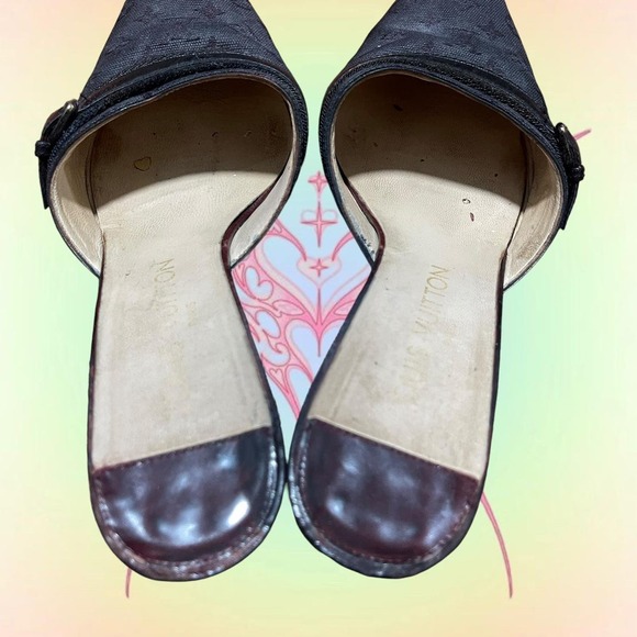 Vintage Louis Vuitton Pointed Toe Monogram Kitten Heels - Picture 6 of 8